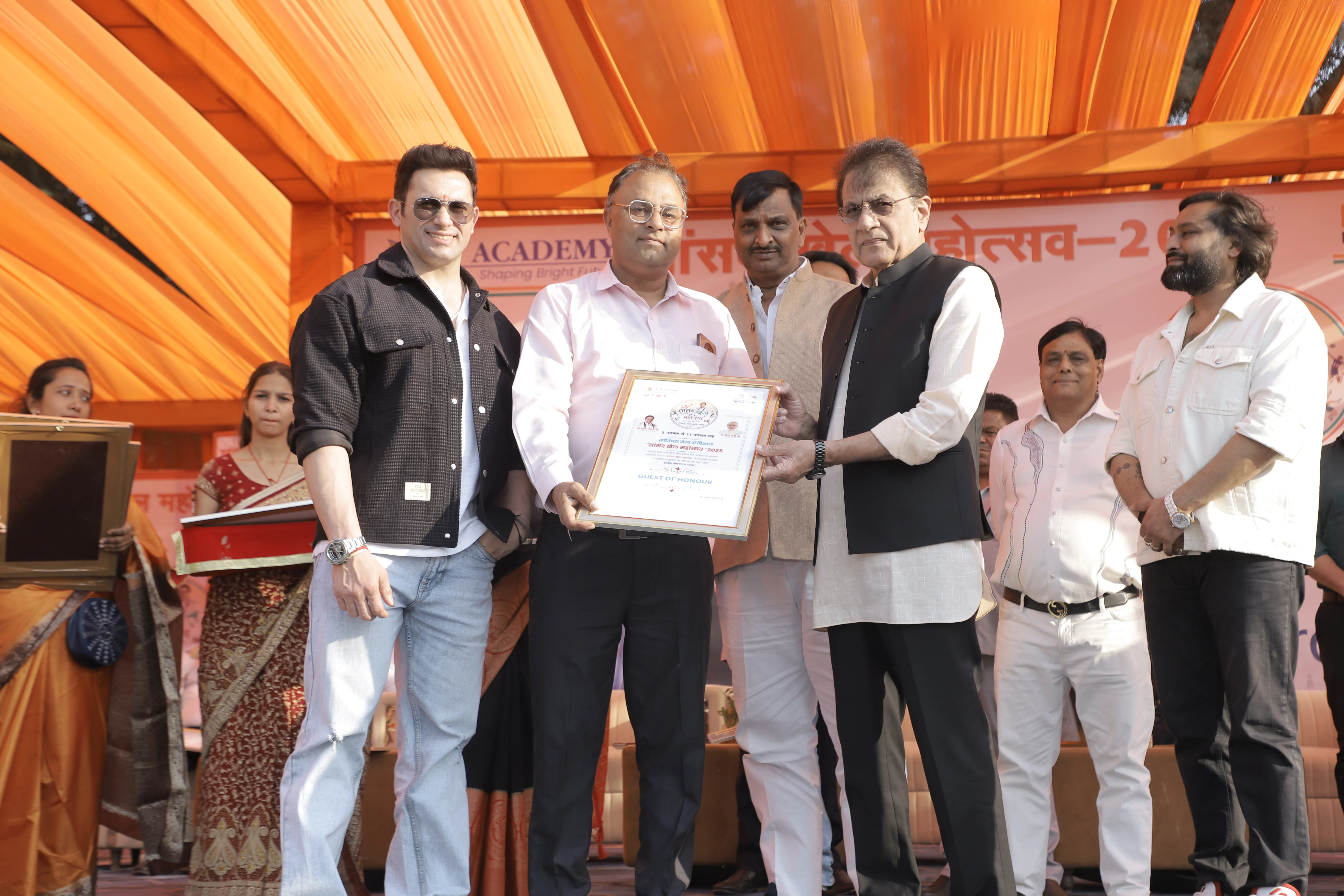 Gallery image for Meerut सांसद खेल महोत्सव 2025 में Apus NOVA Hospital और NOVA Hospital & Research Centre को सम्मानित किया गया